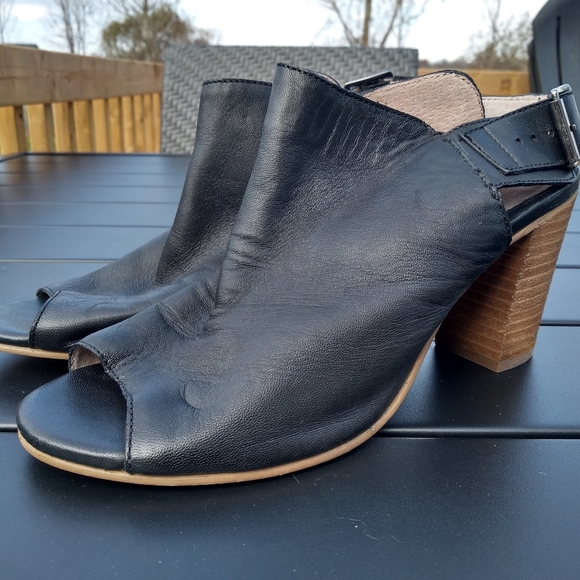 Women's Black Slingback Chunky Heel Sandals, Peep Toe, Size 8.5, Leather… - Picture 2 of 12